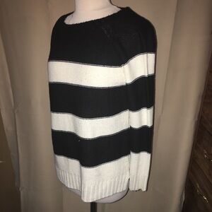 Forever‎ 21 Black White Striped Knit Sweater Size Small